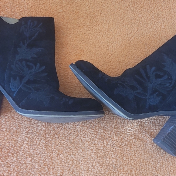 Lucky brand boots - Picture 5 of 8